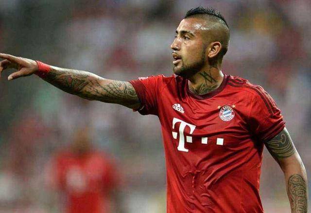  拜仁慕尼黑凭借强大阵容深度客场轻取柏林赫塔