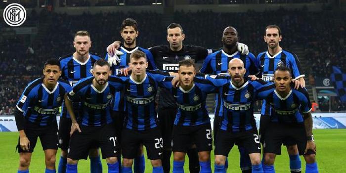  那不勒斯轮换阵容仍强势，三球完胜卡利亚里